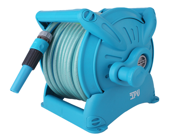 גלגלת + צינור השקיה 20 מ' + אביזרים 